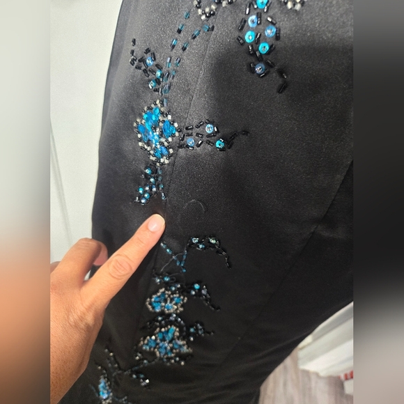 Jovani 2 Piece Corset And Skirt Set Black Withe Beaded And Sequins Detail Sz 2 - Picture 9 of 16